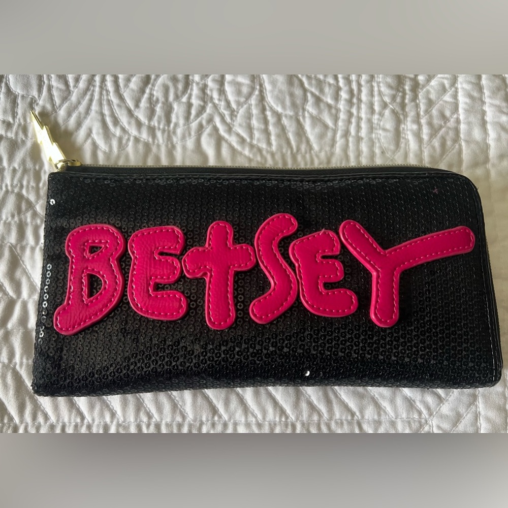 Betsey Wallet